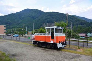 日立15t機デモ走行