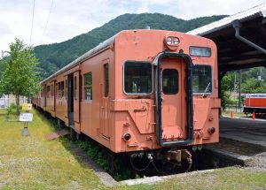 %e8%b6%b3%e5%b0%be%e9%a7%85%e3%81%9d%e3%81%ae1